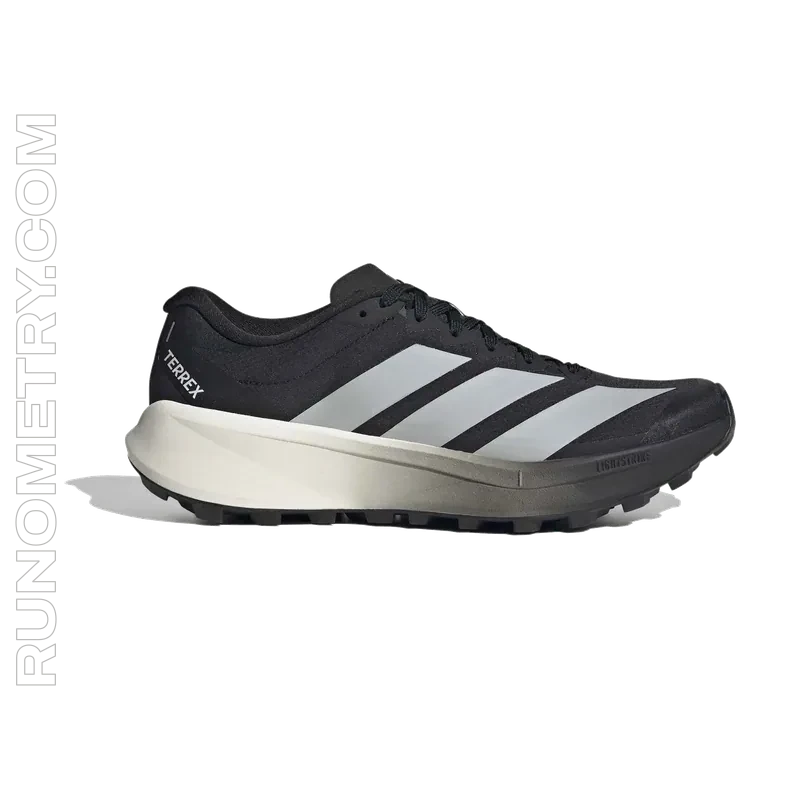 adidas Agravic 4, pohled z boku, Černá