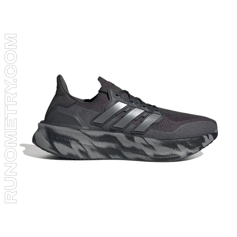 adidas Ultraboost 5, pohled z boku, Šedá