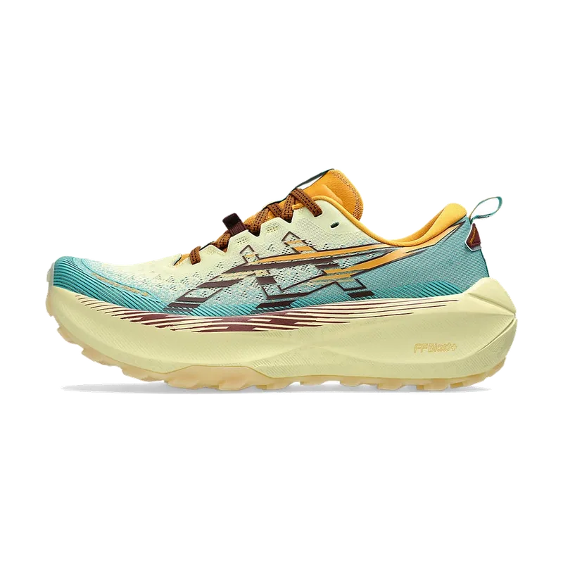ASICS Trabuco Max 4, side view