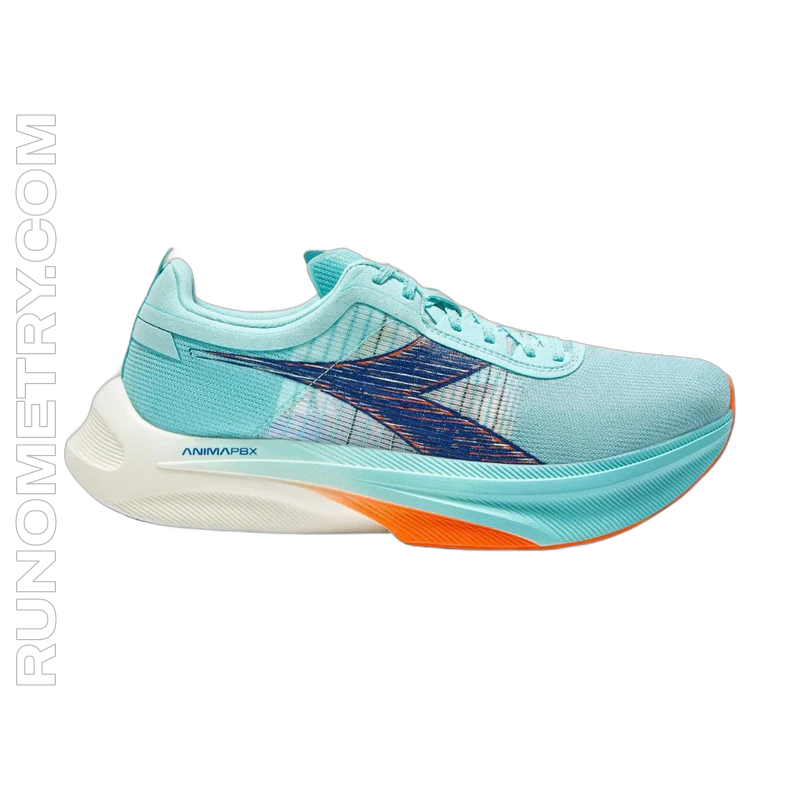 Diadora Gara Carbon 2, pohled z boku