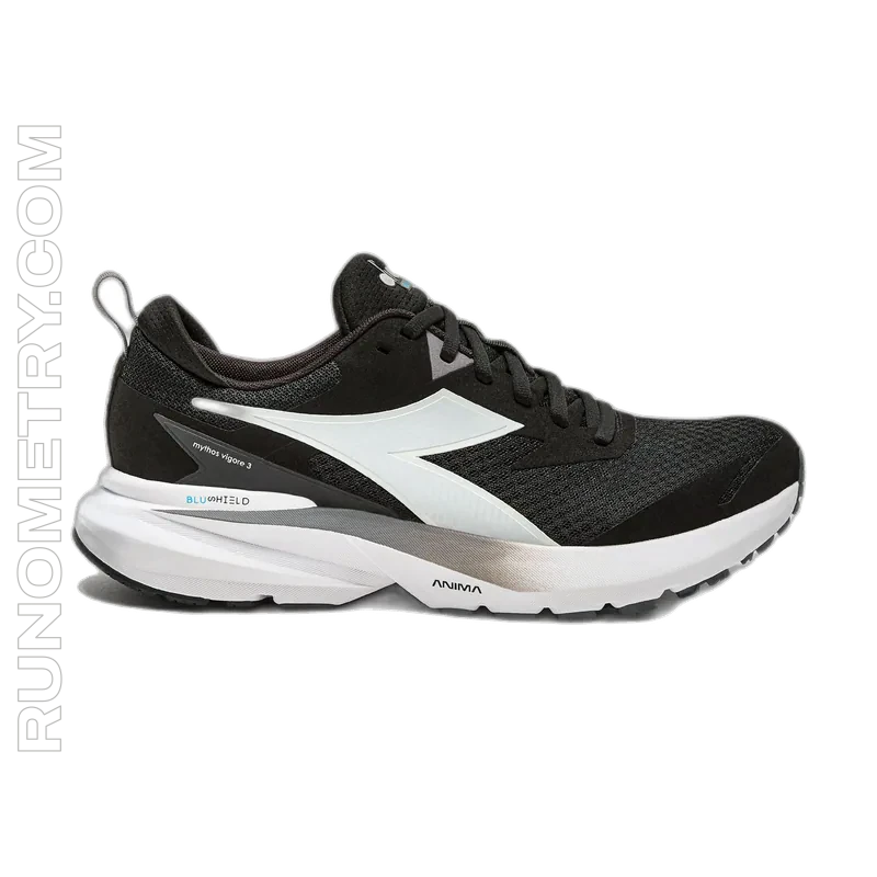 Diadora Mythos Blushield Vigore 3, zijaanzicht, Zwart