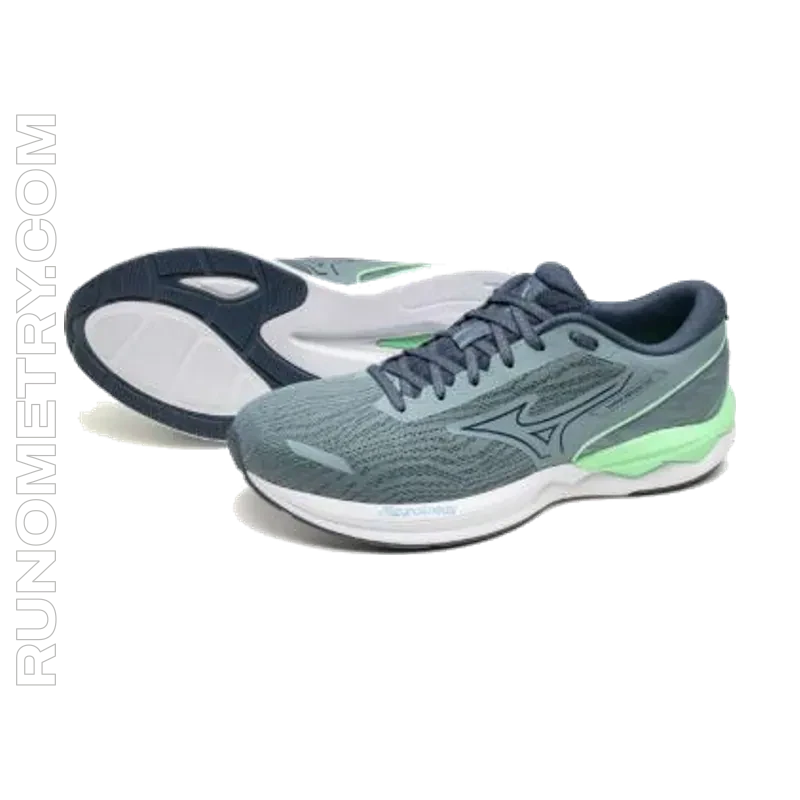 Mizuno Wave Revolt 3, pohled z boku