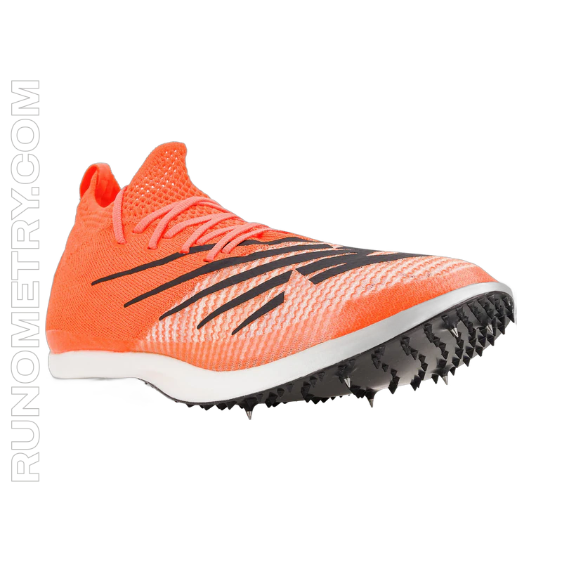 New Balance FuelCell MD-X, vista laterale, Arancione