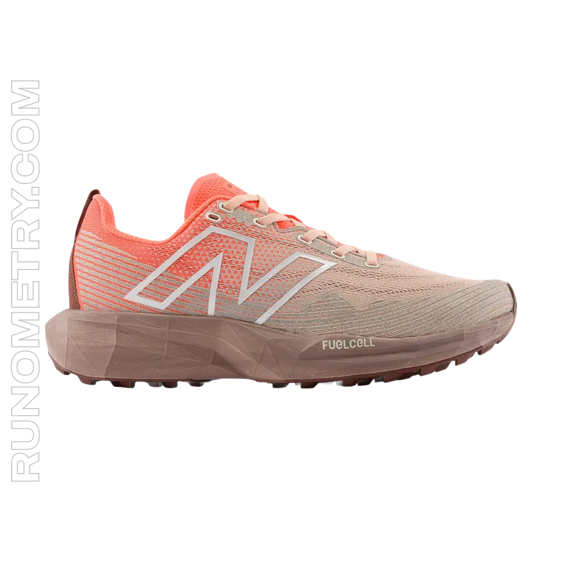 New Balance FuelCell Venym, Seitenansicht, Braun