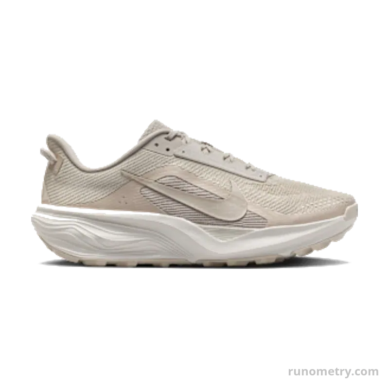 Nike ACG Pegasus Trail, side view