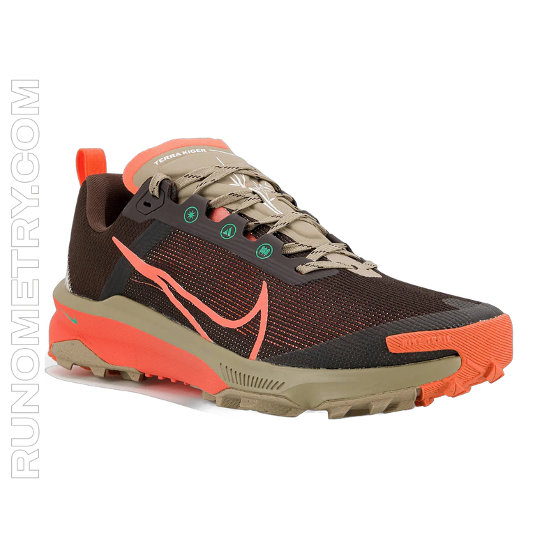 Nike Kiger 9, Seitenansicht, Braun