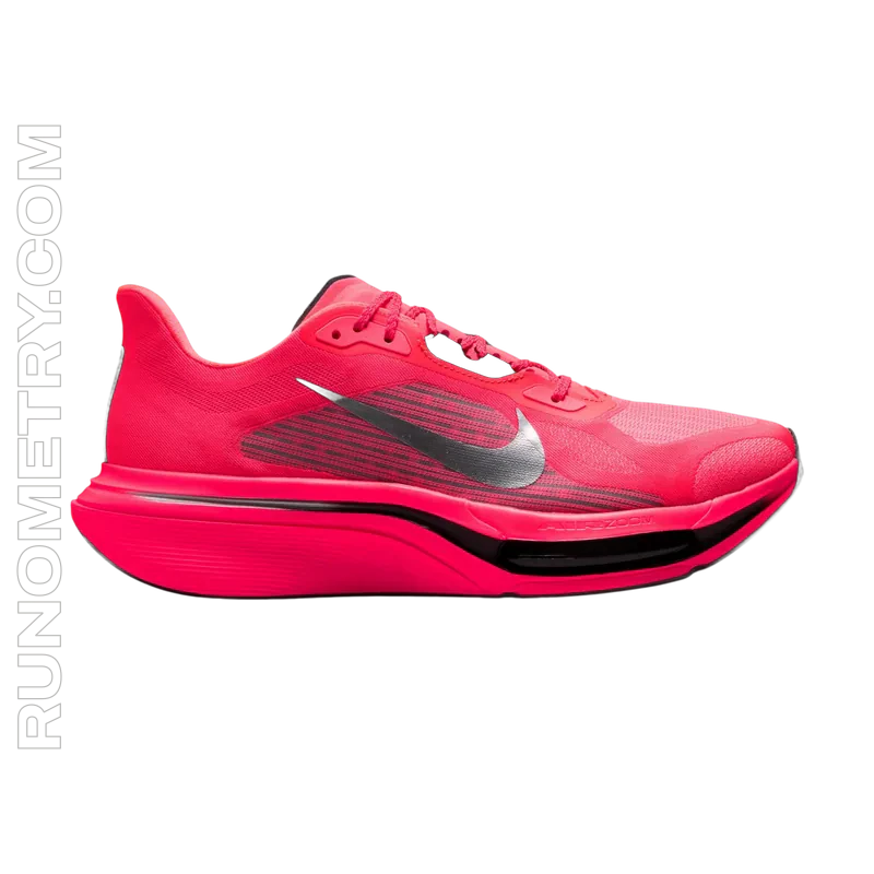 Nike Pegasus Plus 2, vista laterale, Rosso
