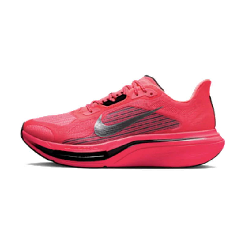 Nike Pegasus Plus 2, vue de côté