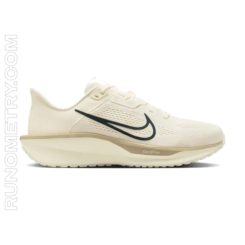 Nike Quest 6, vue de côté, Beige
