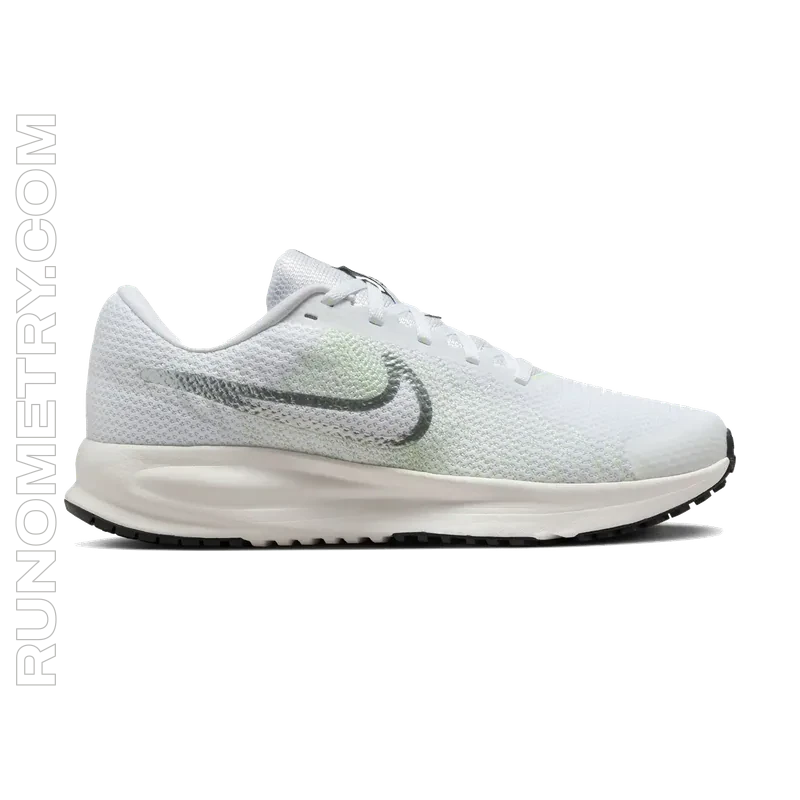 Nike Run Defy, widok z boku