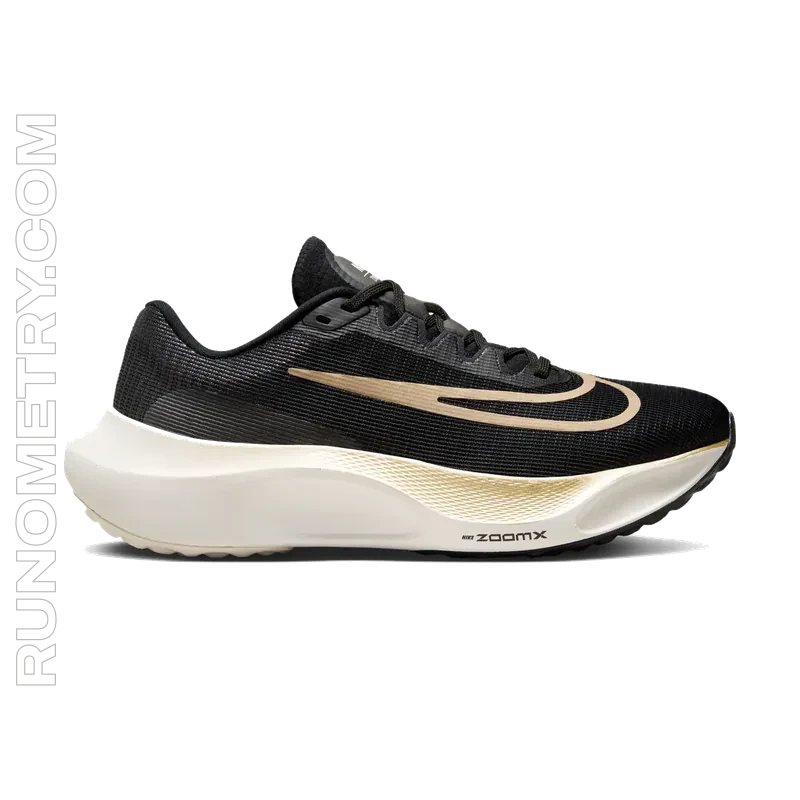 Nike Zoom Fly 5, widok z boku