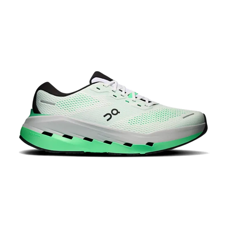 On Cloudrunner 3 Max, vista lateral