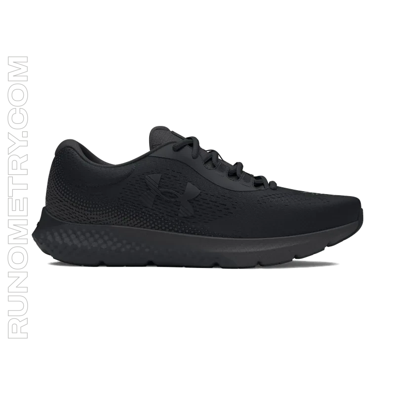 Under Armour Charged Rogue 4, pohled z boku, Černá