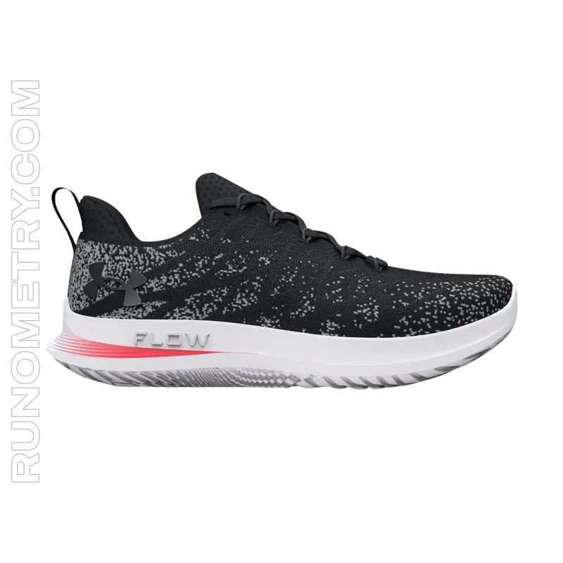 Under Armour Flow Velocity 3, pohled z boku, Černá